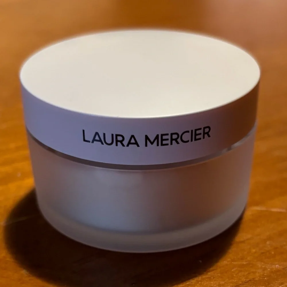 Laura Mercier Translucent Loose Setting Powder Ultra-Blur